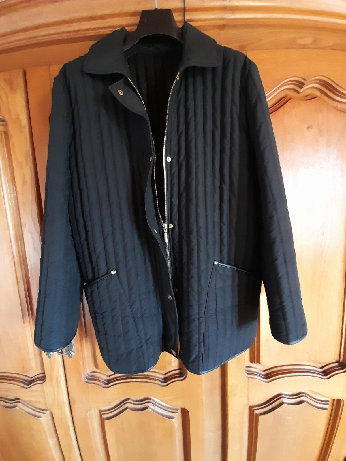 Prachtige vest , dames, amper gedragen, maat 46, Zwart, Ophalen of Verzenden, Zo goed als nieuw, Maat 46/48 (XL) of groter
