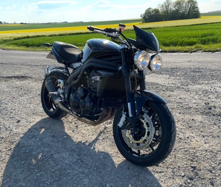 Triumph speed triple 1050 2009, Motos, Motos | Triumph, Particulier, Naked bike, plus de 35 kW, 3 cylindres, Permis Moto A, Échappement sport