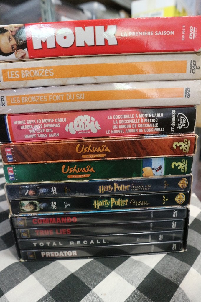 lot de 9 coffrets DVD (26cds), Enlèvement