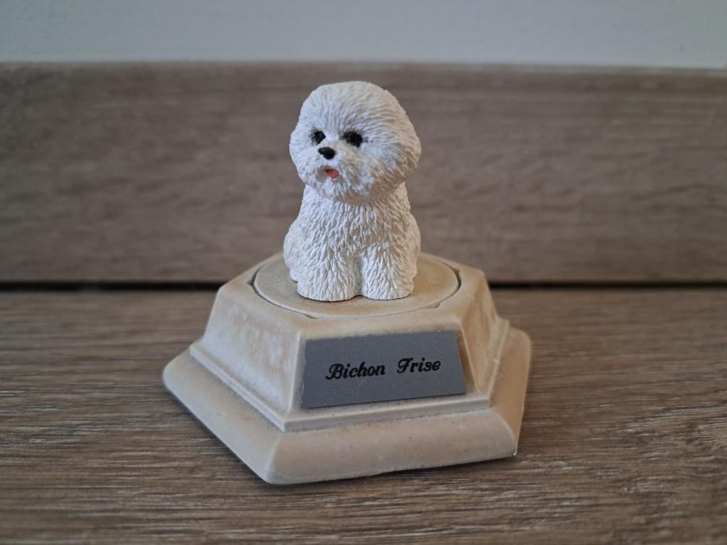 Bichon Frisé miniatuurbeeldje, Ophalen