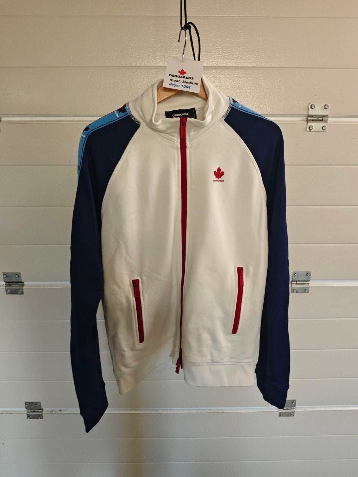 Dsquared2 medium jas (training), Ophalen