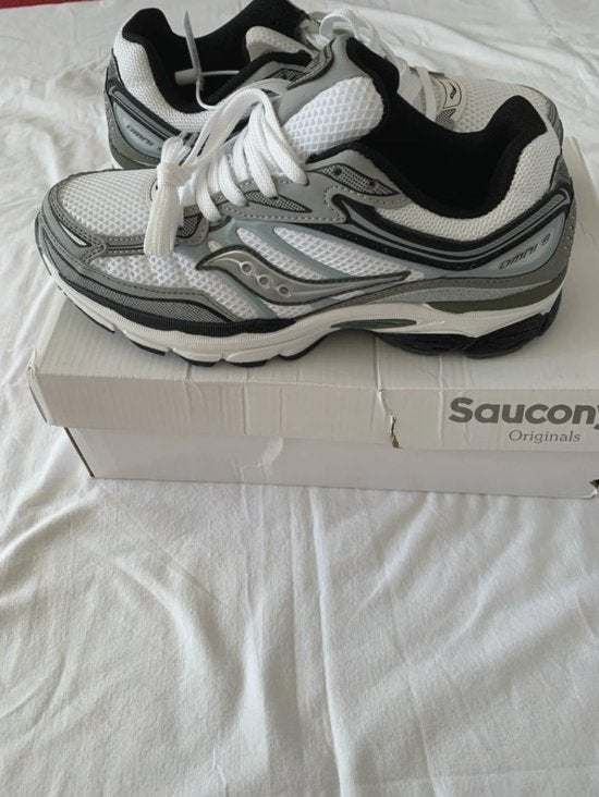 Saucony pro grid omni 9, Wit, Nieuw, Ophalen of Verzenden, Sneakers