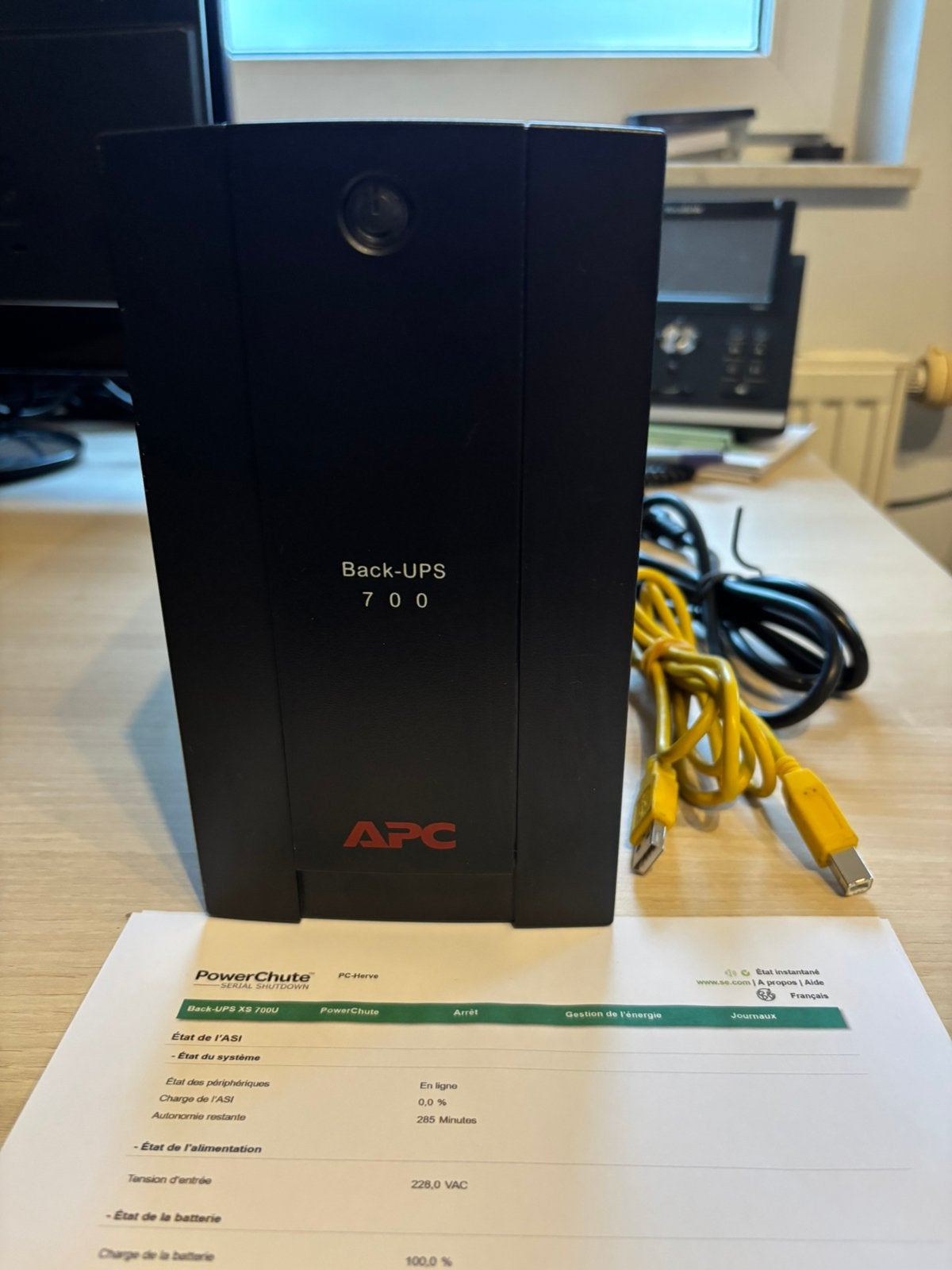 APC Backup-up 700 parfait état, Enlèvement ou Envoi, Comme neuf