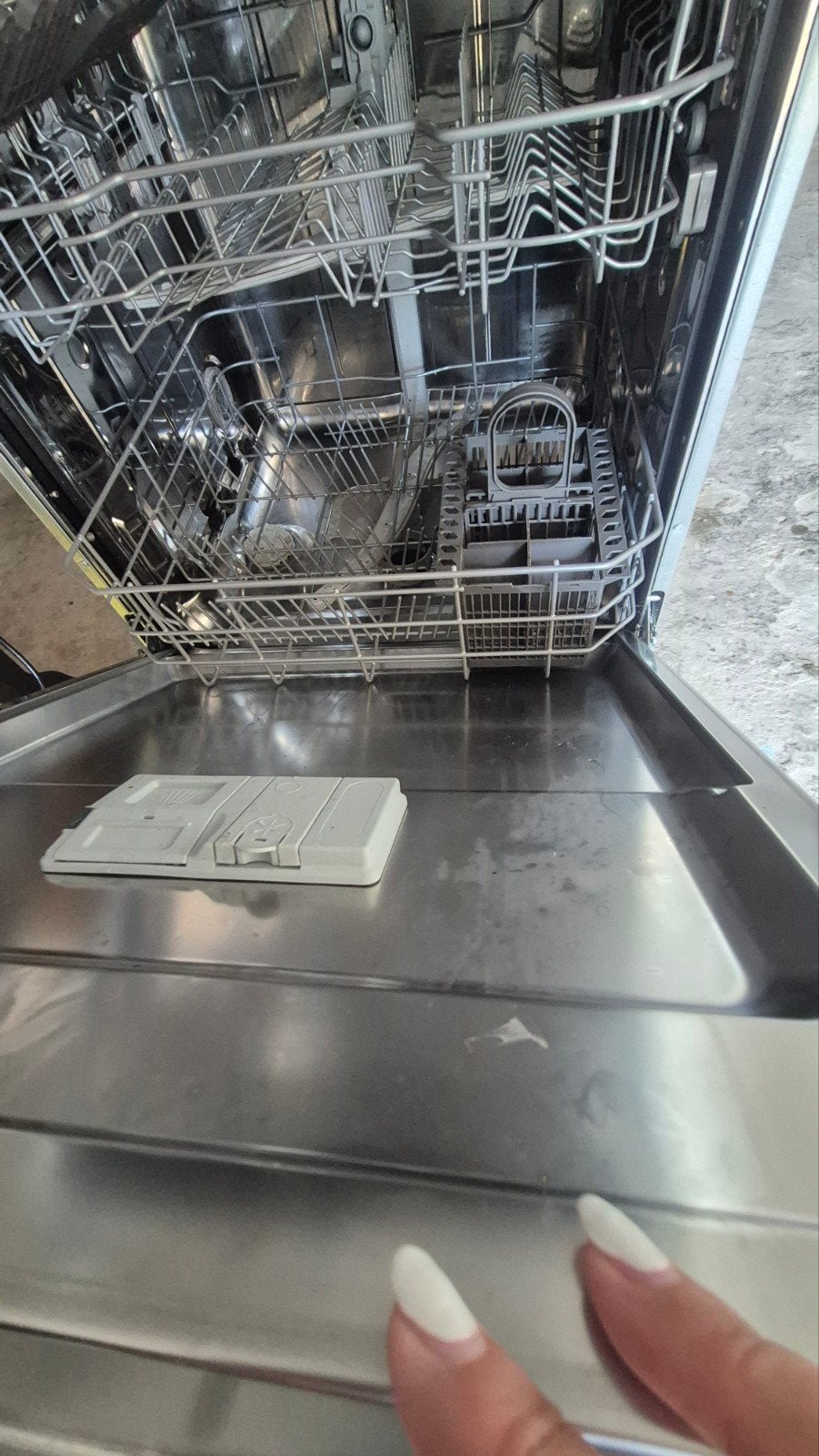 Inbouw afwasmachine, Ophalen, Inbouw