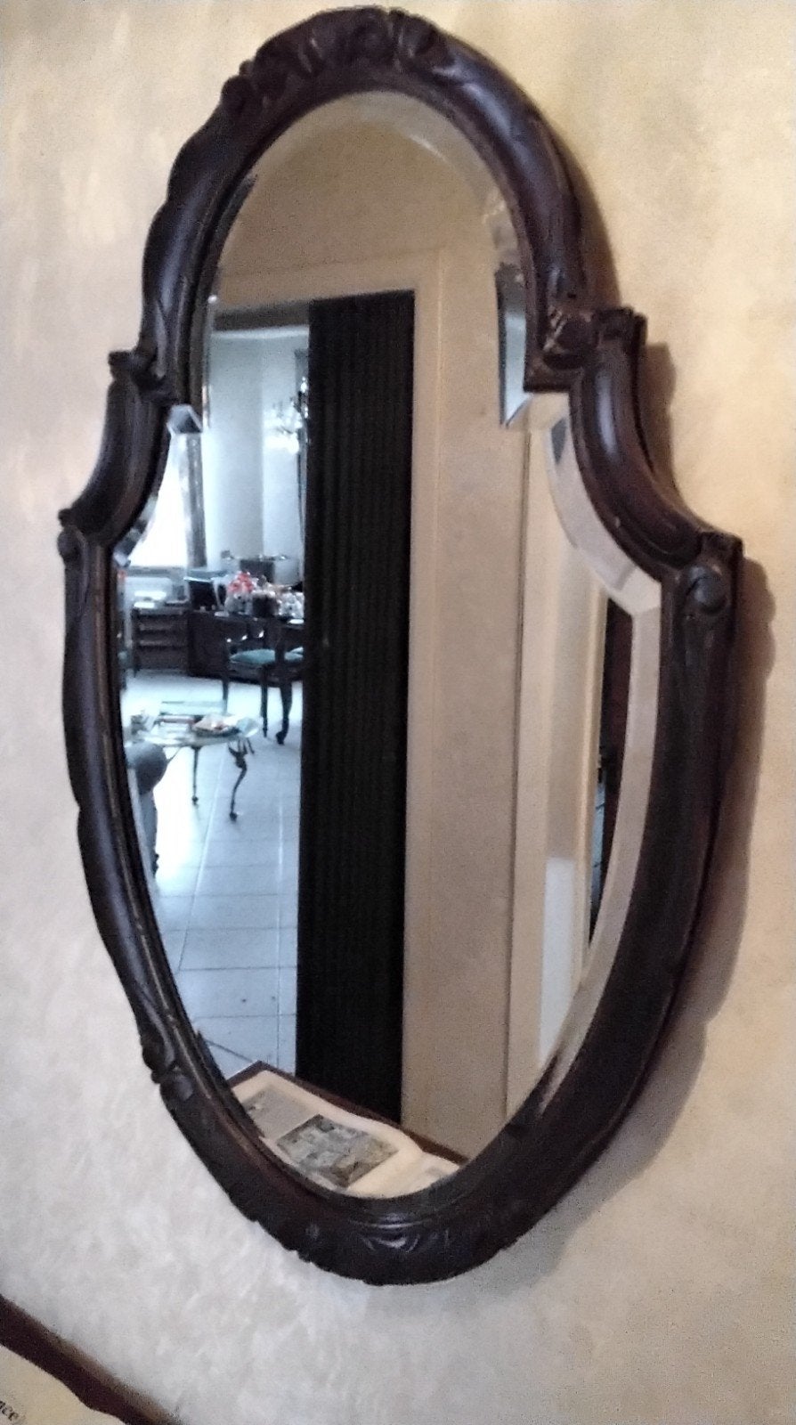 très beau miroir , encadrement  bois, Antiek en Kunst, Ophalen, Overige vormen