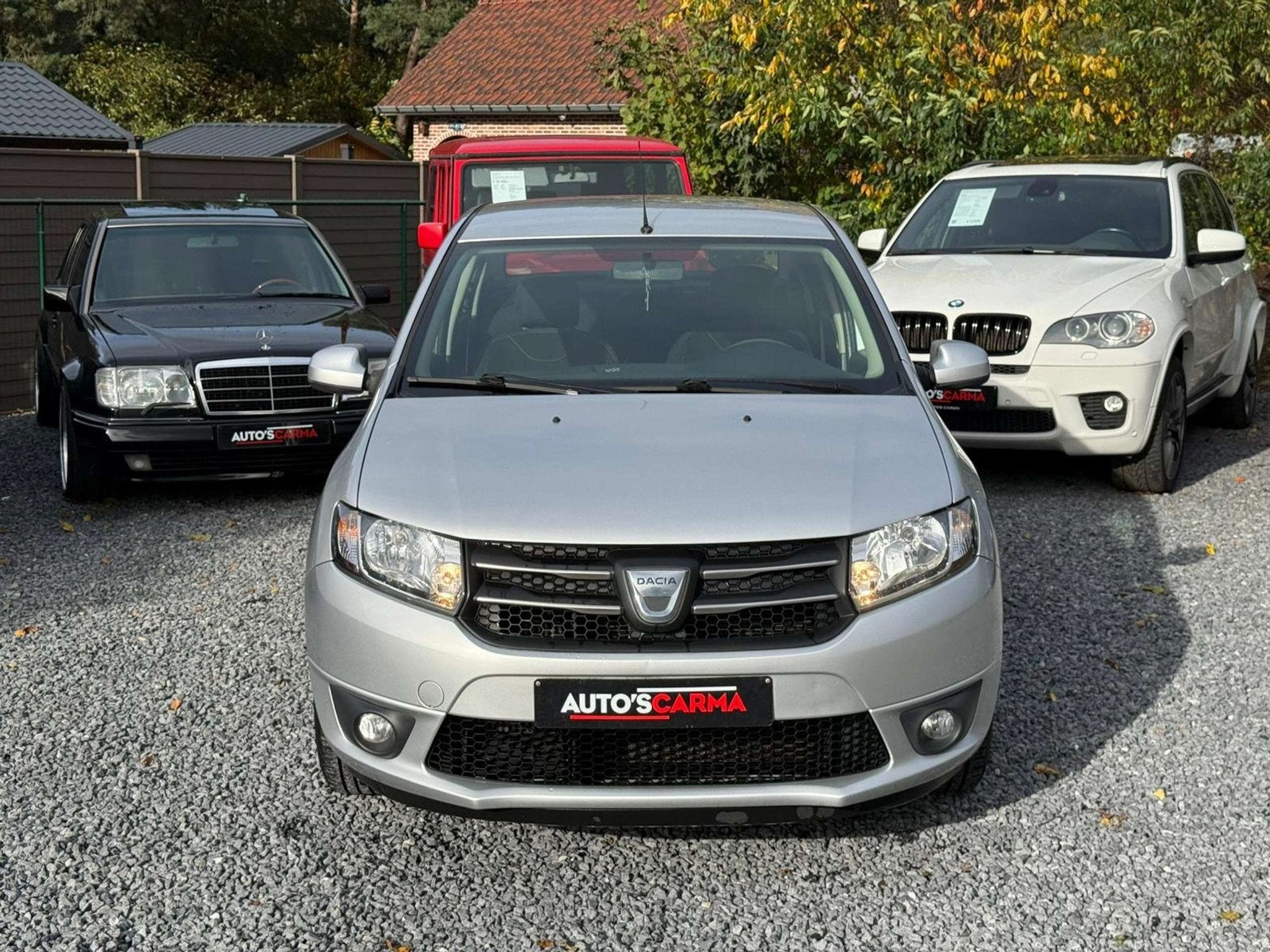 Dacia Logan Benzine Manueel AIrco Navi Groot Scherm 1Ste Eig, Auto's, Zwart, 67 kW, Logan, Bedrijf