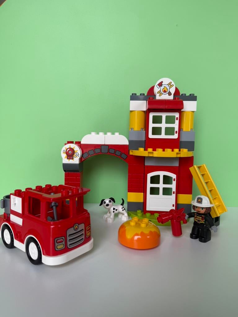 DUPLO Caserne des pompiers, Enfants & Bébés, Jouets | Duplo & Lego, Enlèvement, Comme neuf, Duplo