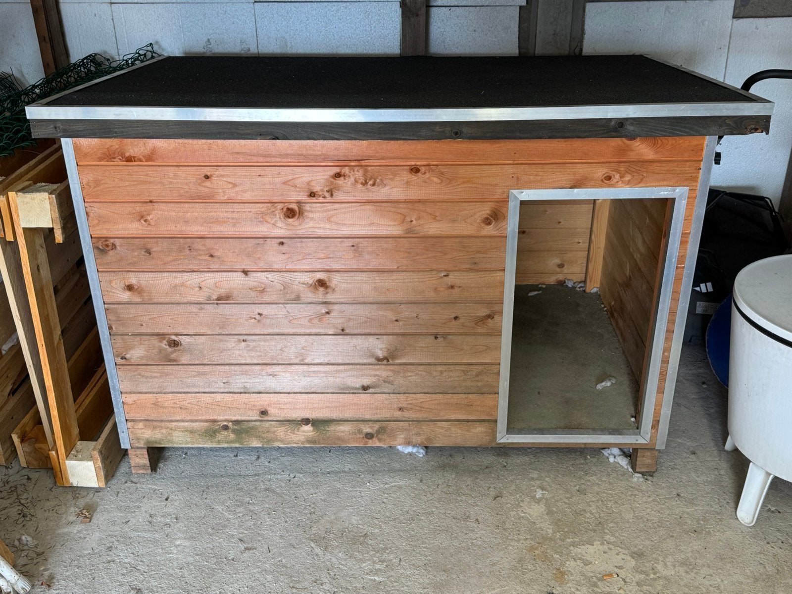 Niche pour chien, Animaux & Accessoires, Maisons pour chiens, Enlèvement, Comme neuf, Niche à chien