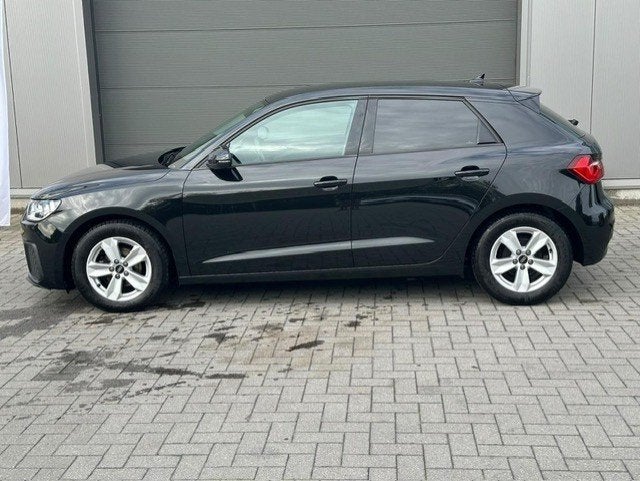 Audi A1 benzine cruise controle zetelverwarming, Autos, Achat, A1, Entreprise, Boîte manuelle