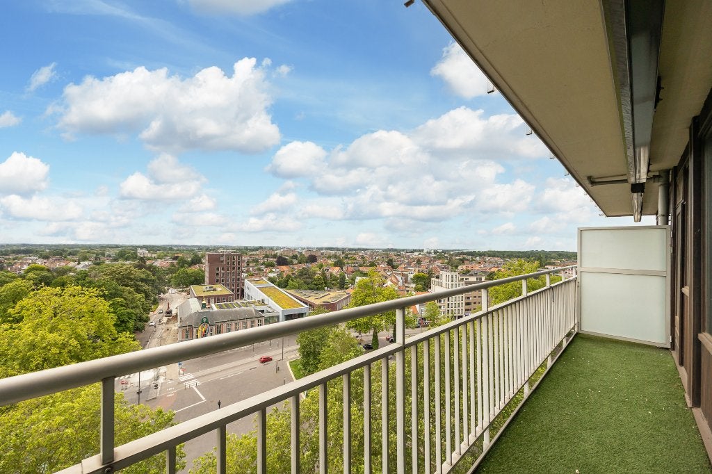 Lichtrijk APP met panoramisch uitzicht over Antwerpen, 87 m², 176 kWh/m²/jaar, 500 tot 1000 m², 2 kamers