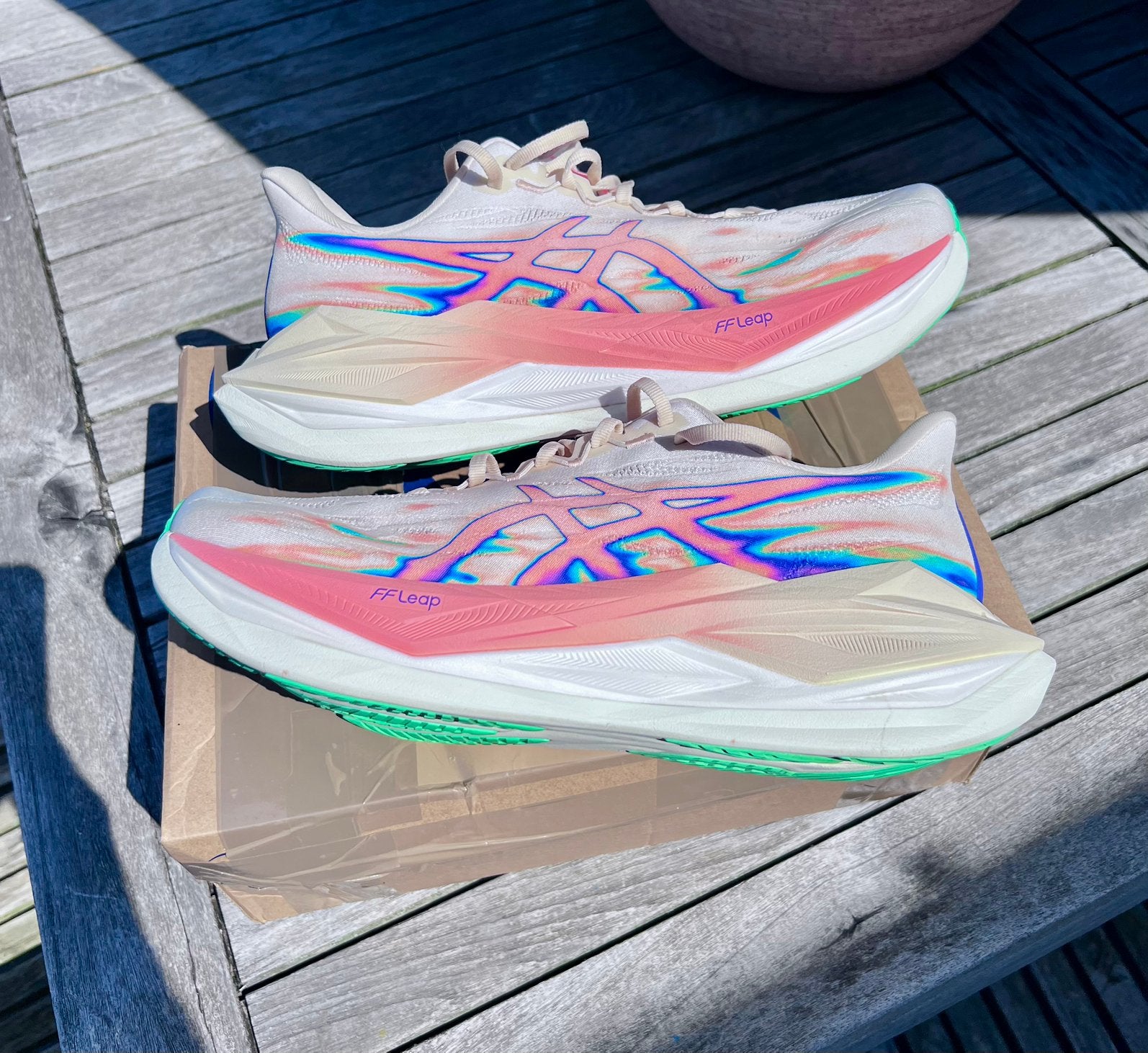 Asics Superblast 3 taille 44.5, Sports & Fitness, Course, Jogging & Athlétisme, Course à pied, Enlèvement ou Envoi, Chaussures de course à pied