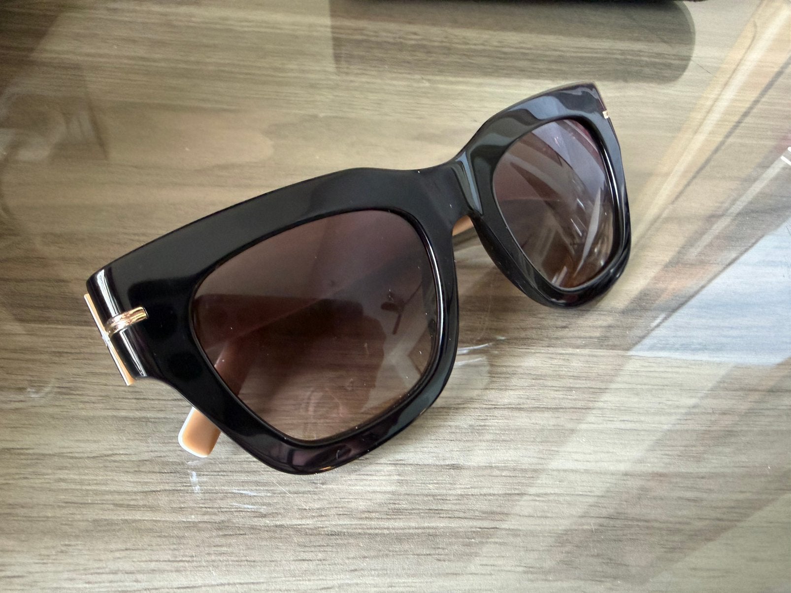 Zonnebril Hugo Boss, Enlèvement ou Envoi, Comme neuf, Lunettes de soleil