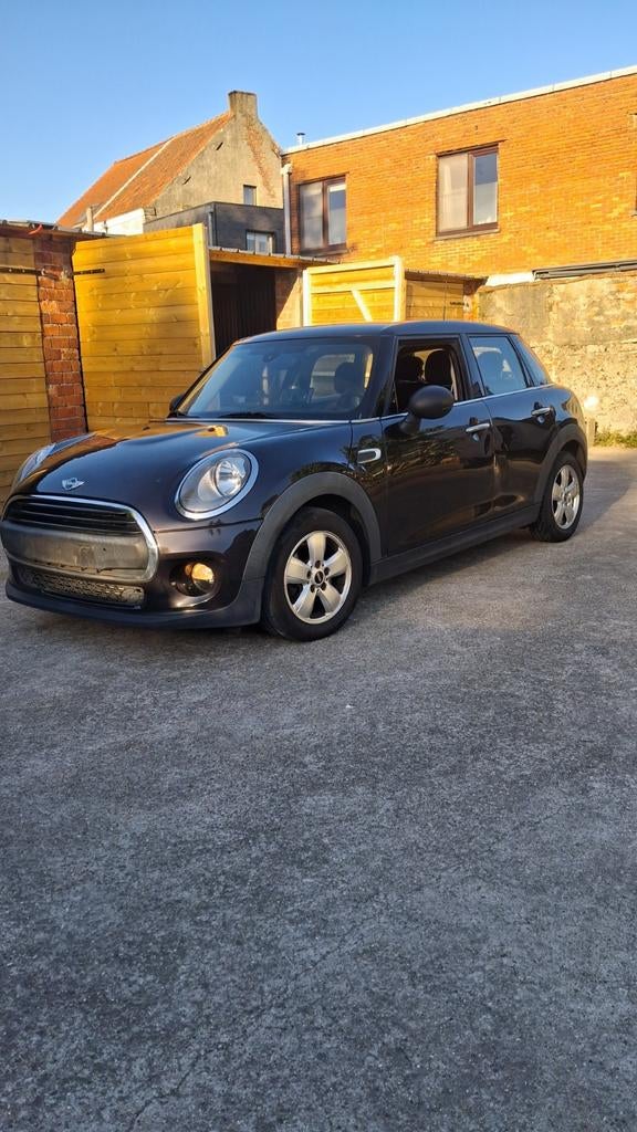Mini One 1.5D 2015 188 000 km euro 6B, Autos, Mini, 15 cm³, Achat, Euro 6, Entreprise