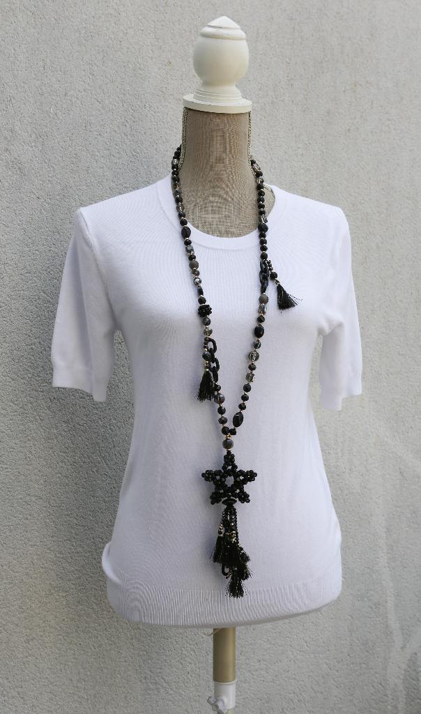 Negen! Mooie lange ketting, Handtassen en Accessoires, Kettingen, Ophalen of Verzenden, Nieuw, Zwart