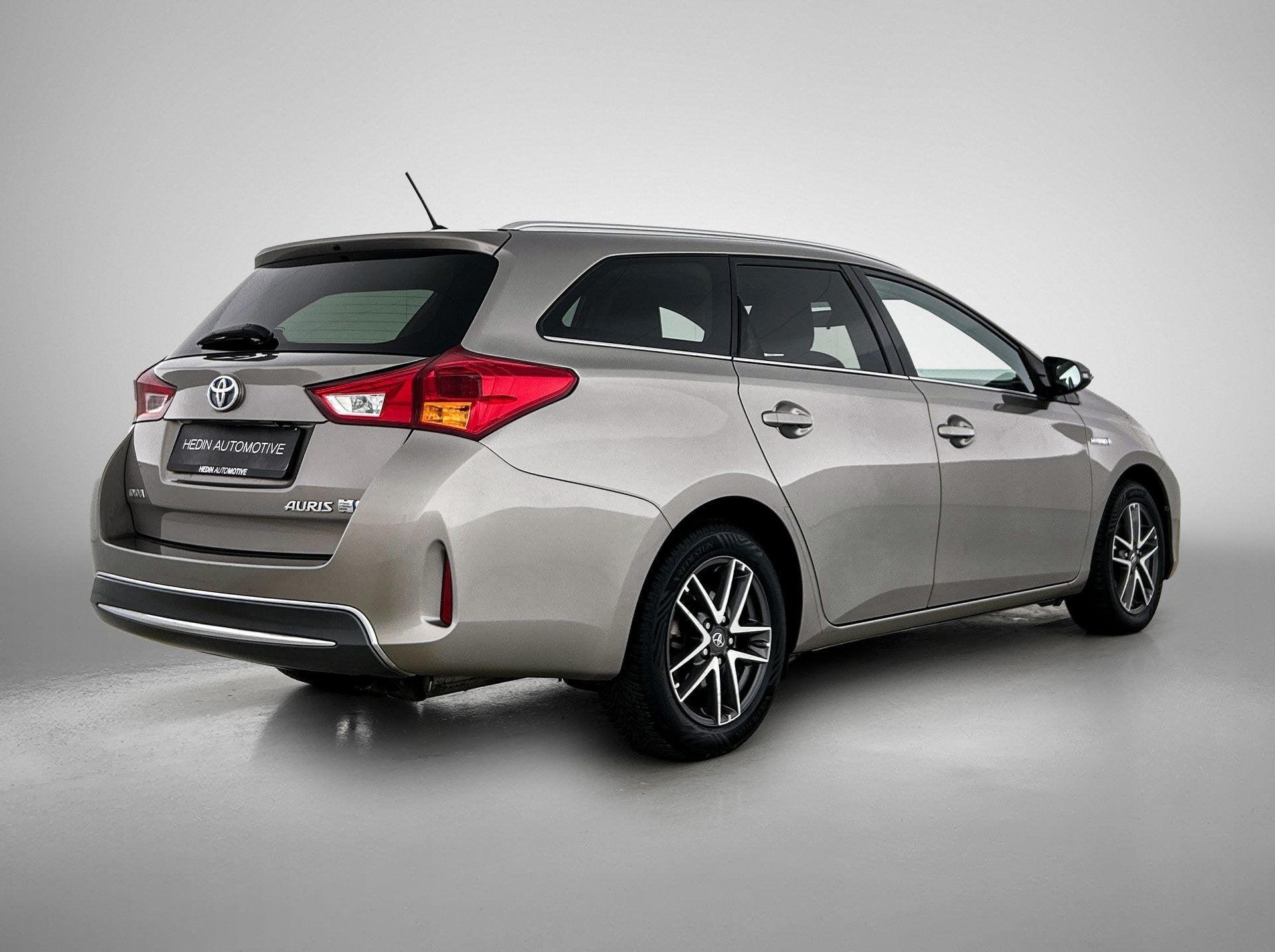 Toyota Auris Touring Sports 1.8 Hybrid | Navigatie | Airco |, Autos, 100 kW, Argent ou Gris, Euro 6, Entreprise