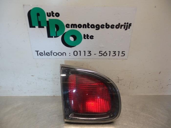Feu antibrouillard arrière d'un Daewoo Lanos (Lanos 01-), Daewoo, -, 3 mois de garantie, Utilisé