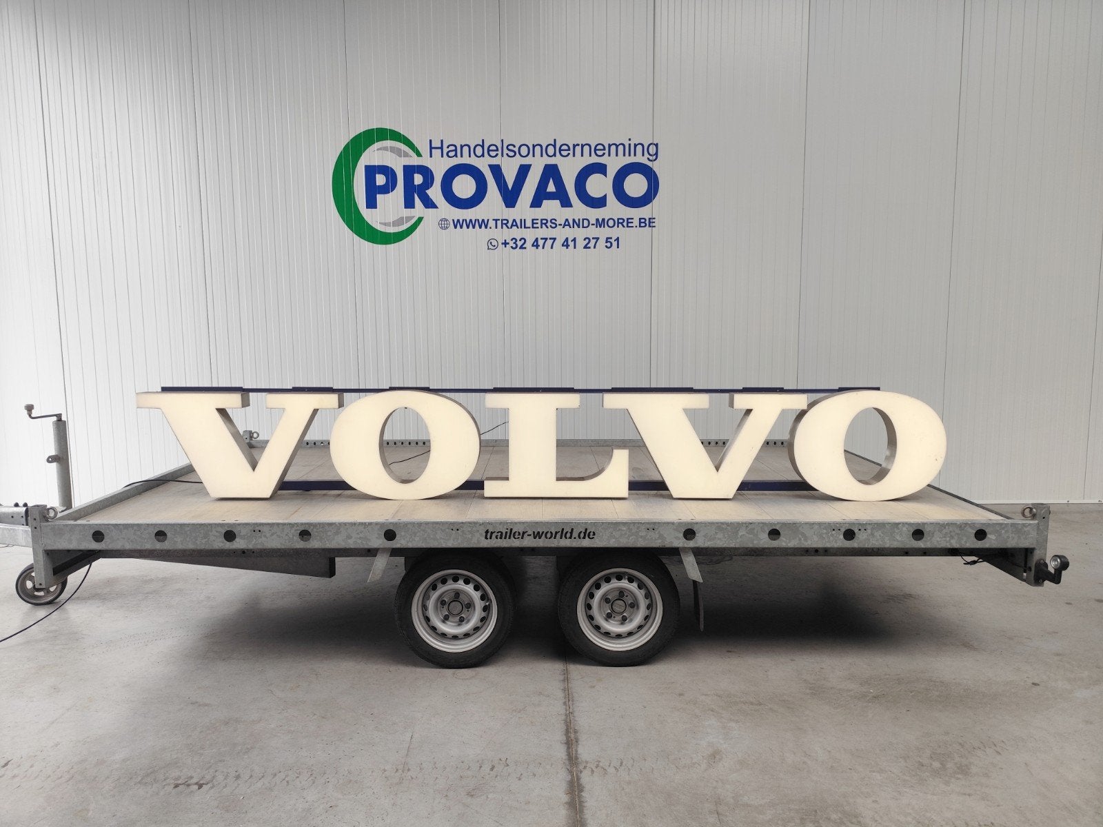 XXL lichtreclame VOLVO, Ophalen