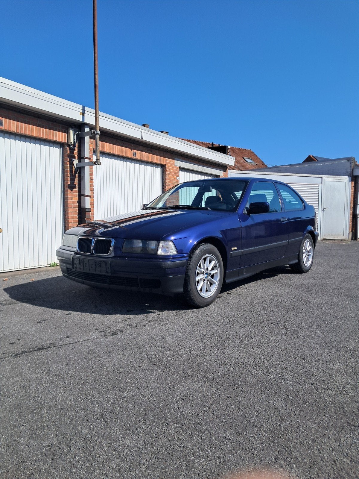 Bmw e36 compact 316i mag gekeurd worden voor verkoop, foto 2