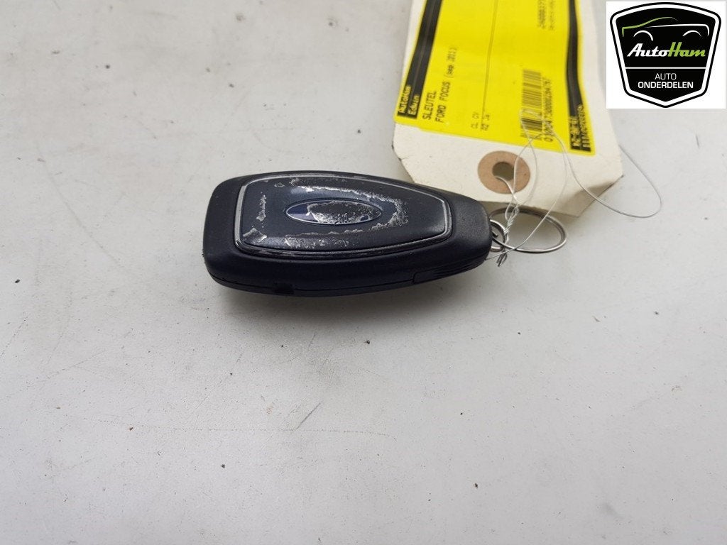 SLEUTEL Ford Focus 3 Wagon (|2520983|7S7T15K601EG|), Gebruikt, Ford
