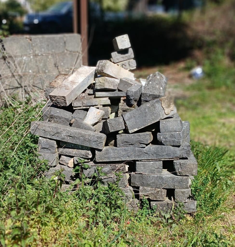Lot de pierre bleue, Enlèvement
