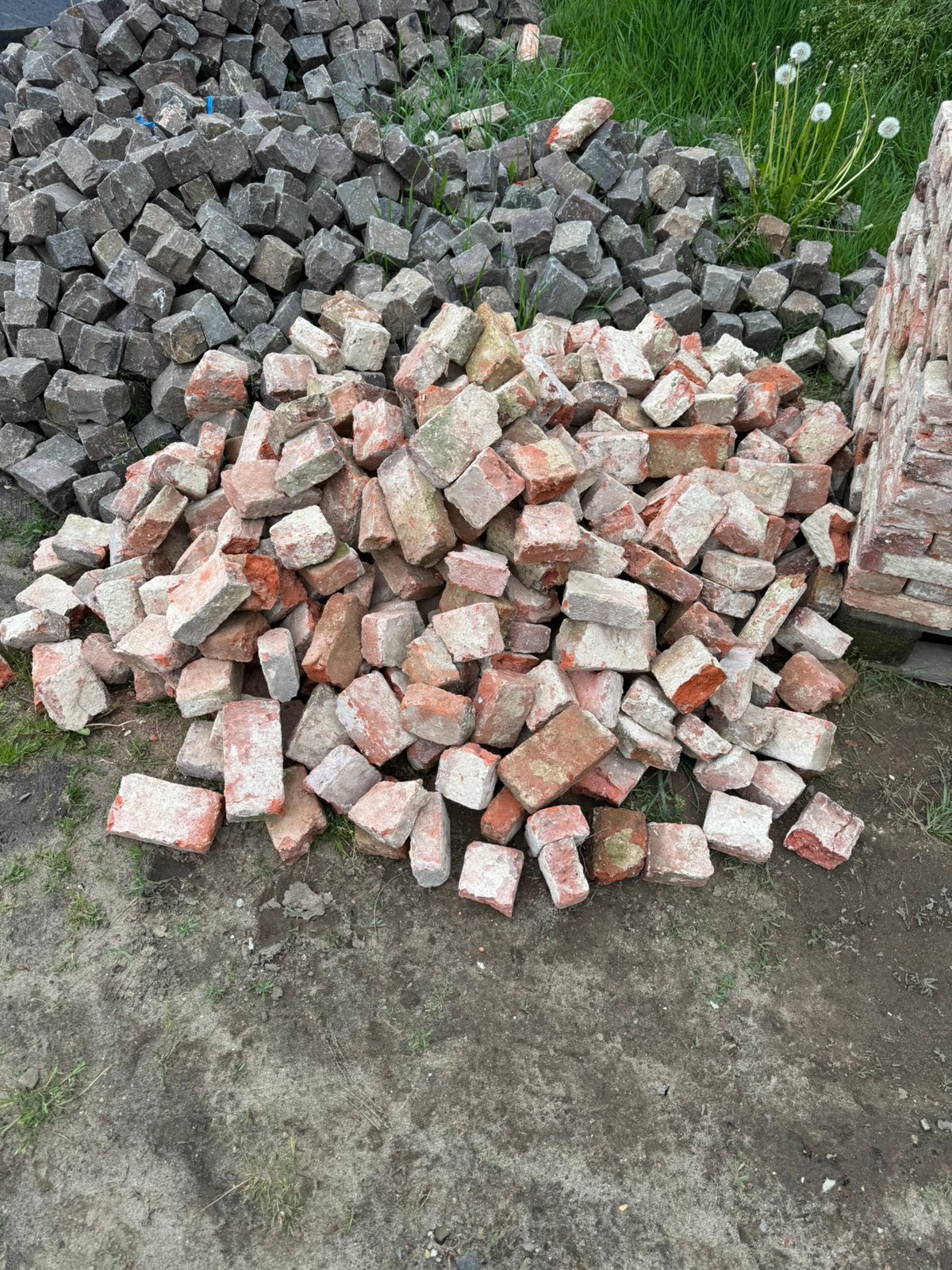 Oude paepesteen, Ophalen, Gebruikt, Bakstenen