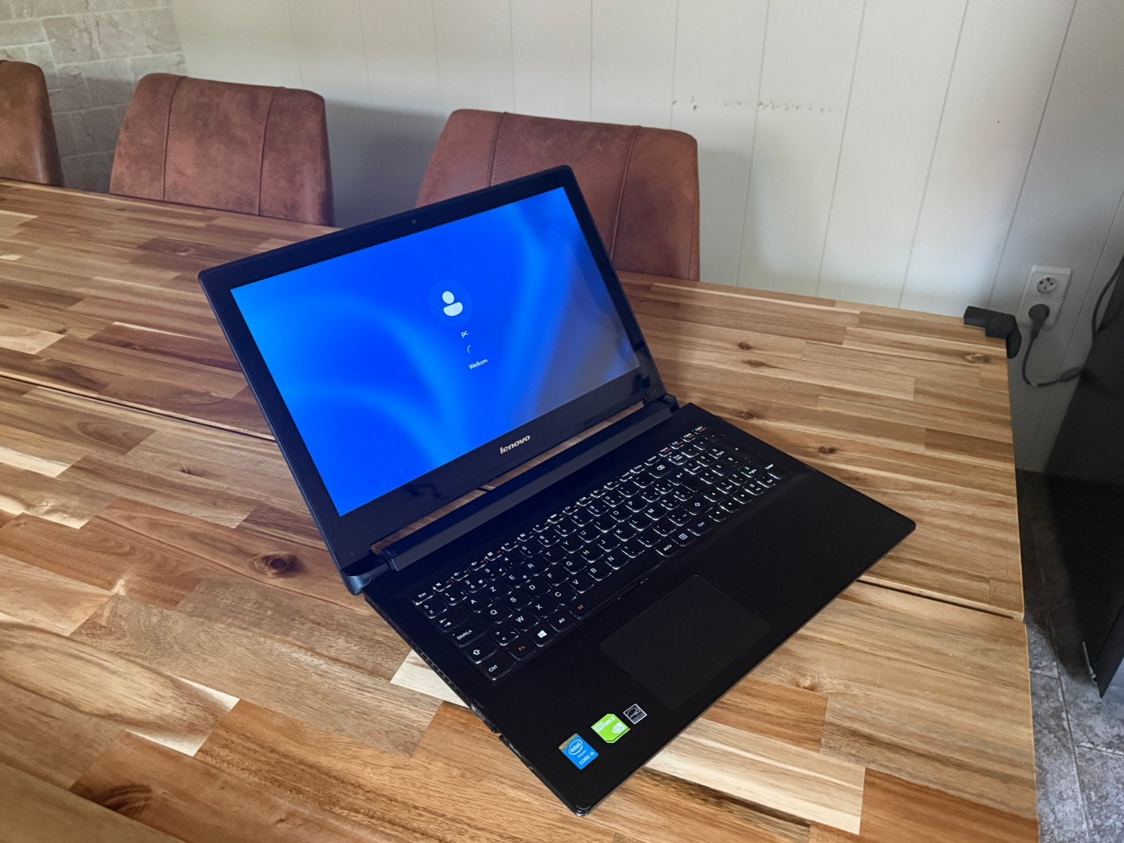 Lenovo 15,6” Touchscreen Laptop, Informatique & Logiciels, Ordinateurs portables Windows, Comme neuf, 16 GB, Enlèvement