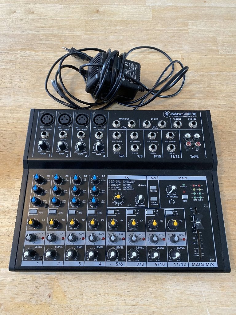 Mackie Mix12FX mengpaneel – 12 kanaals, Muziek en Instrumenten, Mengpanelen, Ophalen of Verzenden, Gebruikt, 10 tot 20 kanalen