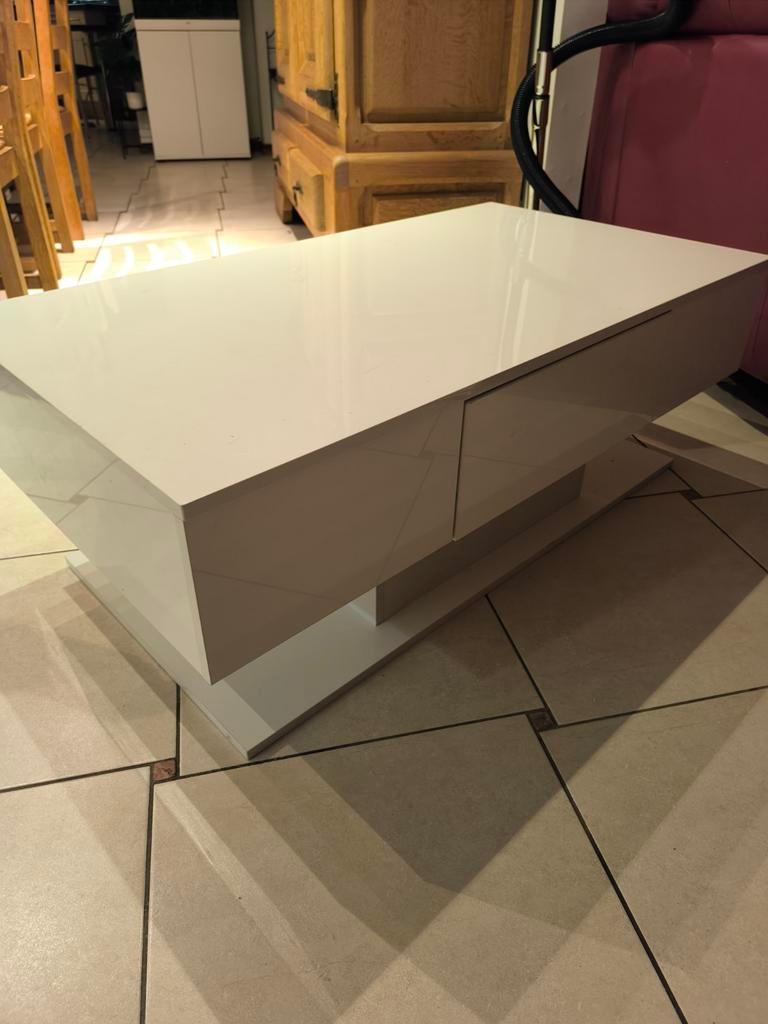 Table de salon blanc laqué superbe état prix fixe 90euro., Enlèvement