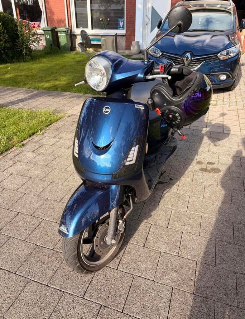 Sym fiddle 2 - A klasse, Fietsen en Brommers, Ophalen, Zo goed als nieuw