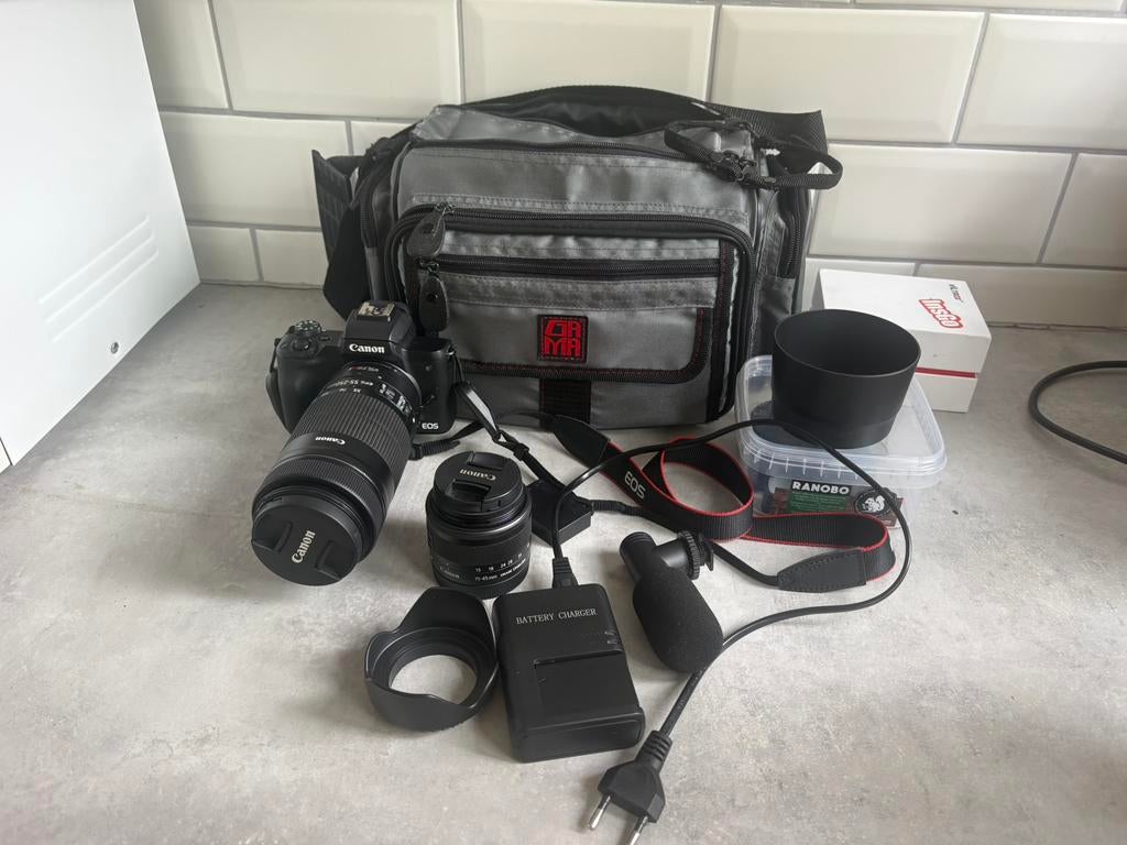 Canon EOS M50 Mark II in zeer goede staat., Enlèvement ou Envoi, Compact, Canon