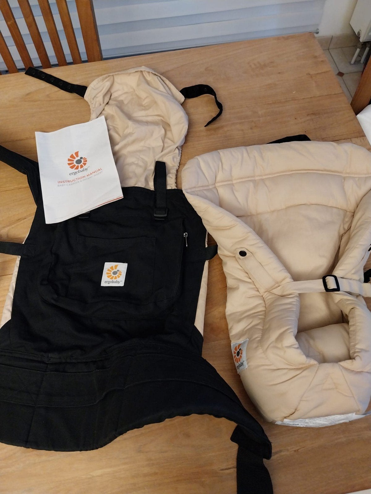 Ergobaby avec adaptateur bébé, Enfants & Bébés, Autres marques, Porte-bébé, Enlèvement ou Envoi, Utilisé