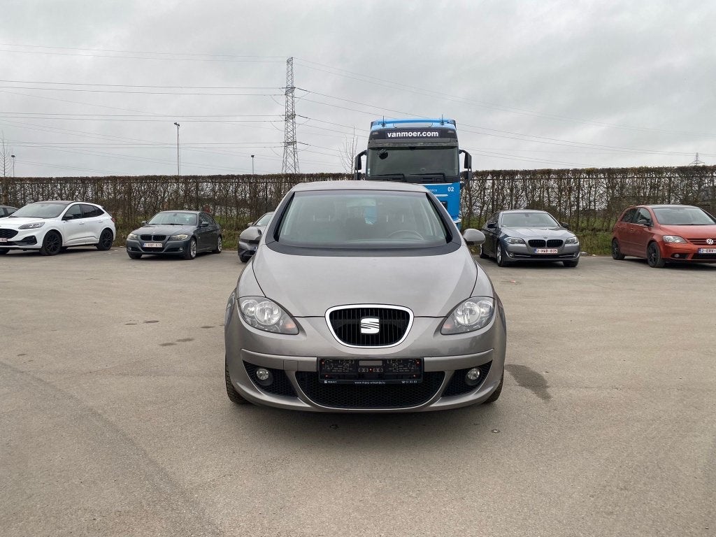 • Seat Altea 1.6i essence/2006/155000.km/climatisation, Argent ou Gris, Achat, Entreprise, Boîte manuelle