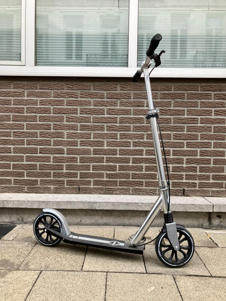 Globber Step met handrem (voor volwassenen), Fietsen en Brommers, Ophalen of Verzenden, Zo goed als nieuw, Gewone step