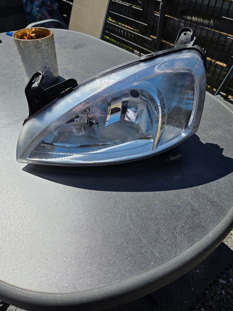 Phare avant gauche opel corsa c, Autos : Pièces & Accessoires, Éclairage, Enlèvement, Opel