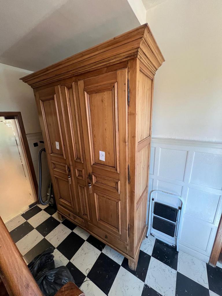 Vestiare kast, Enlèvement