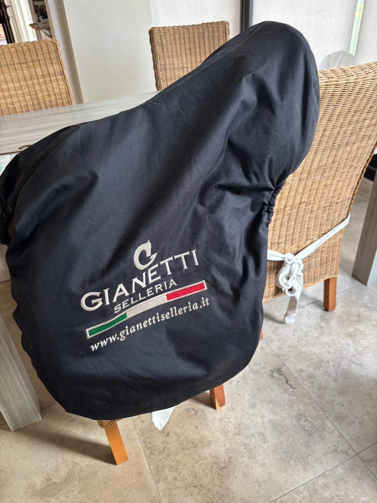 Gianetti springzadel, Enlèvement ou Envoi, Comme neuf, Obstacle, M (17 pouces)