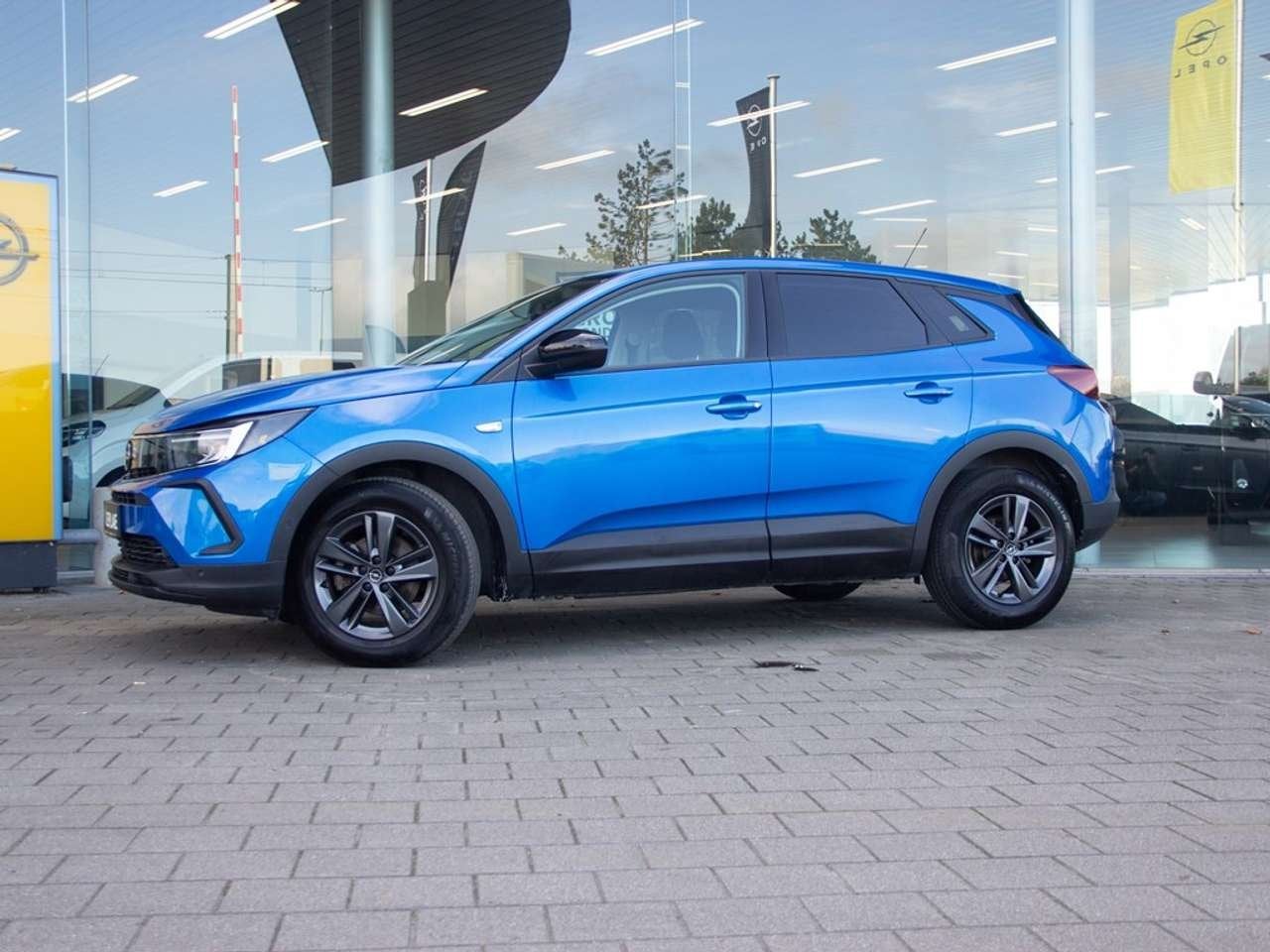 Opel Grandland EDITION 1.2T 130PK CARPLAY|CAMERA|, Auto's, Opel, 139 g/km, Zwart, https://public.car-pass.be/vhr/8081654a-47be-4e41-bdc8-6e699d6dd8af