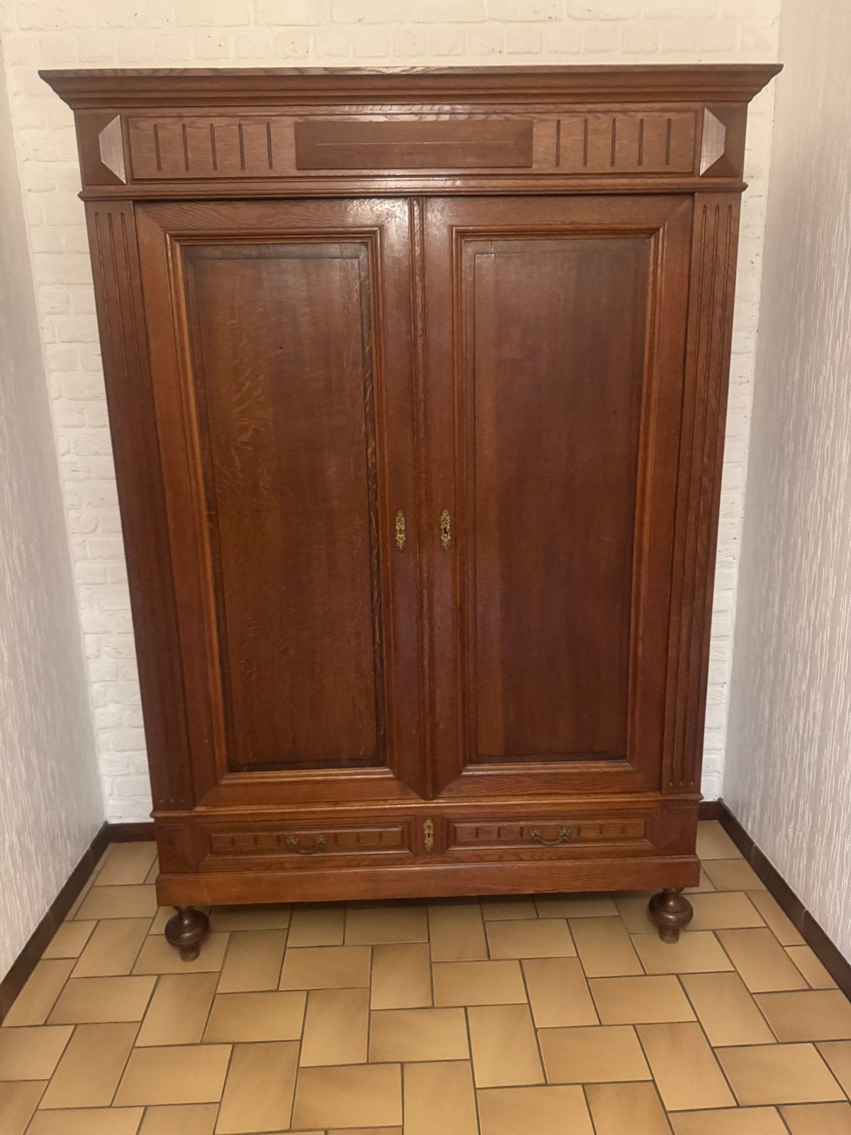 Antieke Eiken Kledingkast - 210x140 cm, Enlèvement