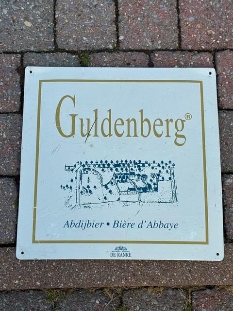 Pancarte à bière de l'abbaye de Guldenberg, Collections, Marques & Objets publicitaires, Enlèvement ou Envoi, Utilisé, Panneau publicitaire