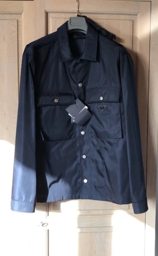 PRADA 3XL blauwe jas van re-nylon, Kleding | Heren, Jassen | Zomer, Blauw, Nieuw, Overige maten, Ophalen of Verzenden