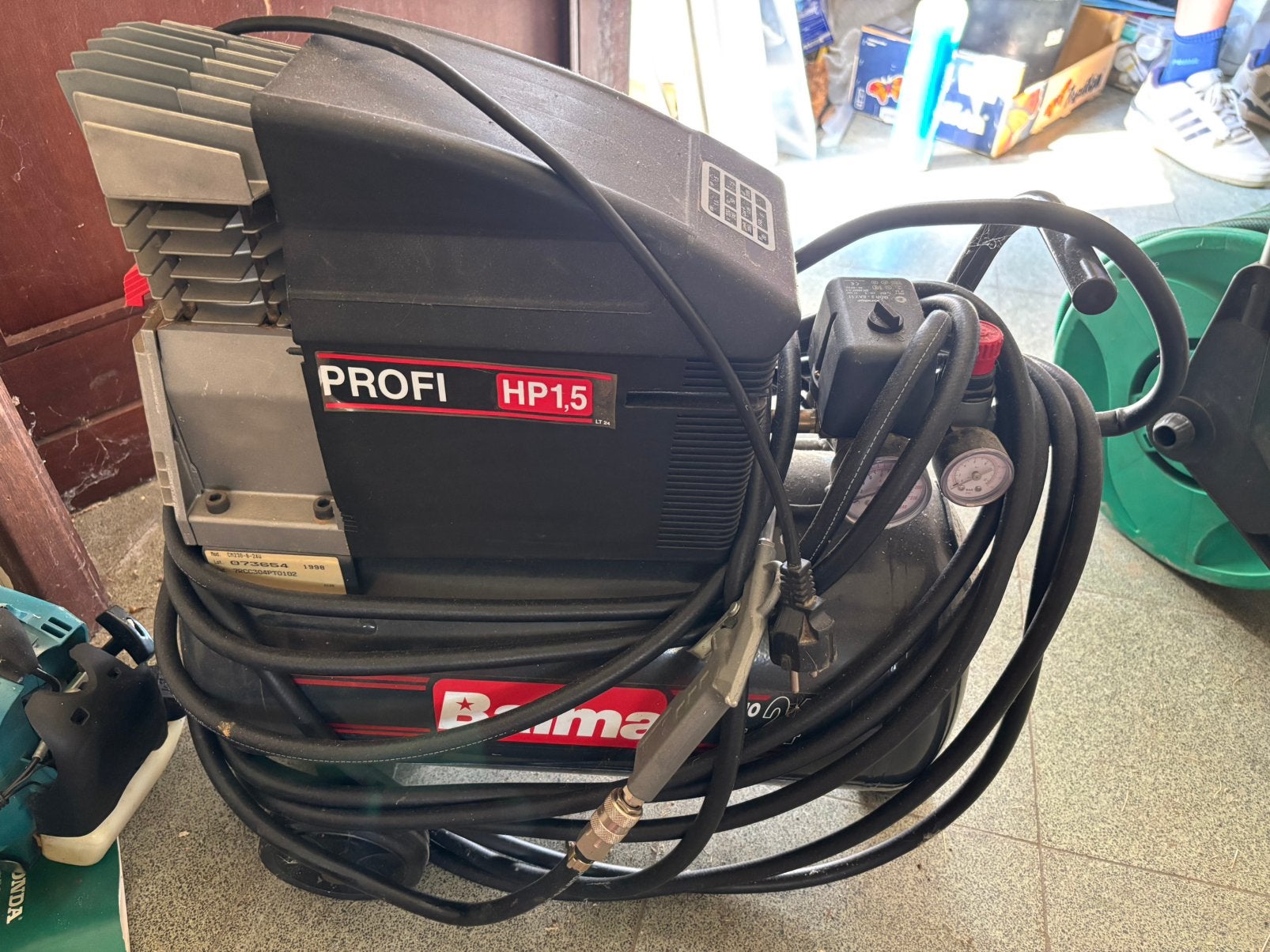 Compressor bahma 1,5. Hp, Ophalen, Zo goed als nieuw