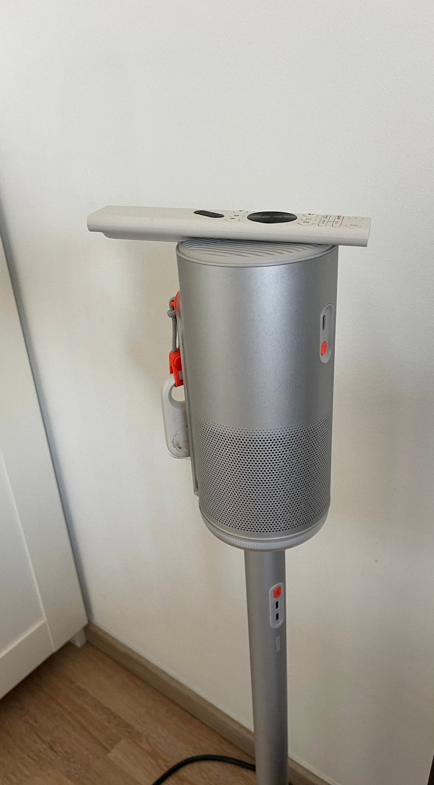 PROJECTEUR XGIMI MOGO 4 BUNDEL POWERBASE STAND, Ophalen, Zo goed als nieuw