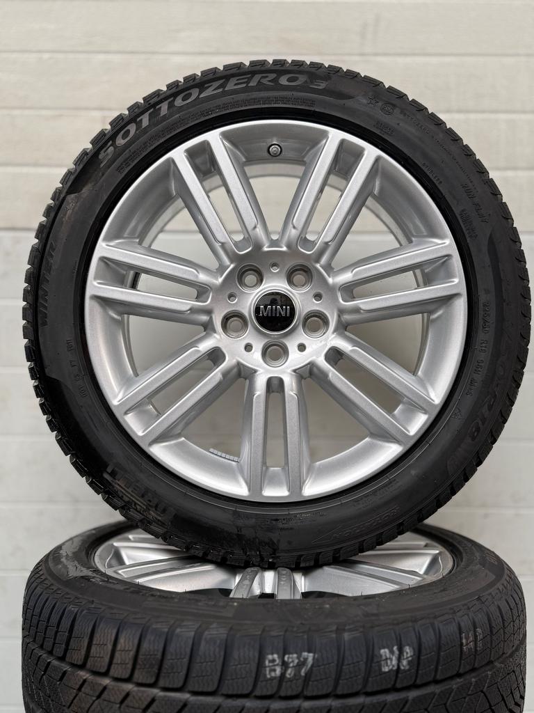 18"' MINI COUNTRYMAN F60 VELGEN WINTERBANDEN 532, 18 inch, -, -, Banden en Velgen