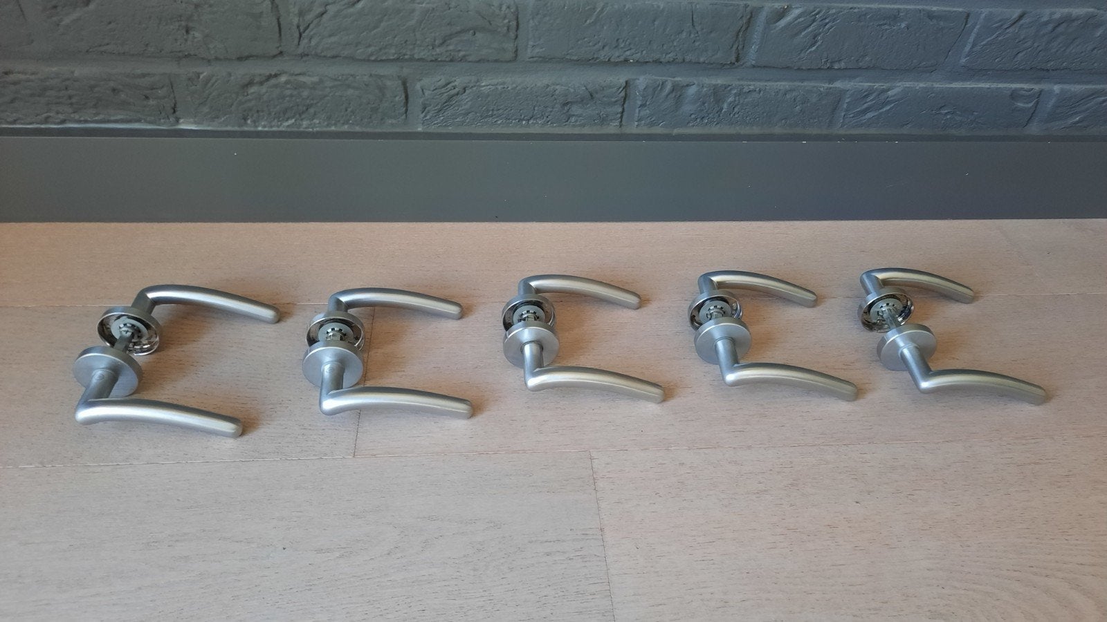 5 deurklinken, Doe-het-zelf en Bouw, Ophalen, Zo goed als nieuw, Metaal, Binnendeur