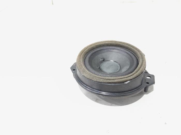 Haut-parleur d'un Audi Q3, -, 3 mois de garantie, Audi, Utilisé