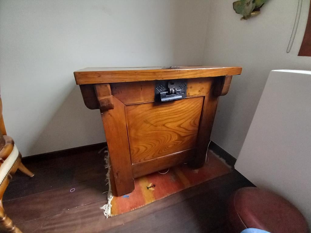 Chinese en Koreaanse kasten en kist, Ophalen