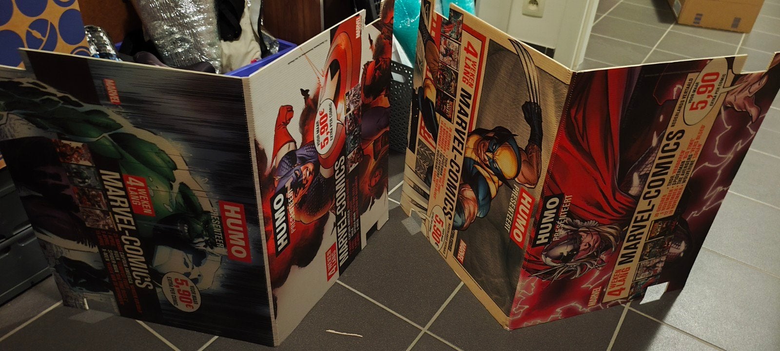 2 grote reclame panelen van Marvel comics (HUMO), Antiek en Kunst, Ophalen