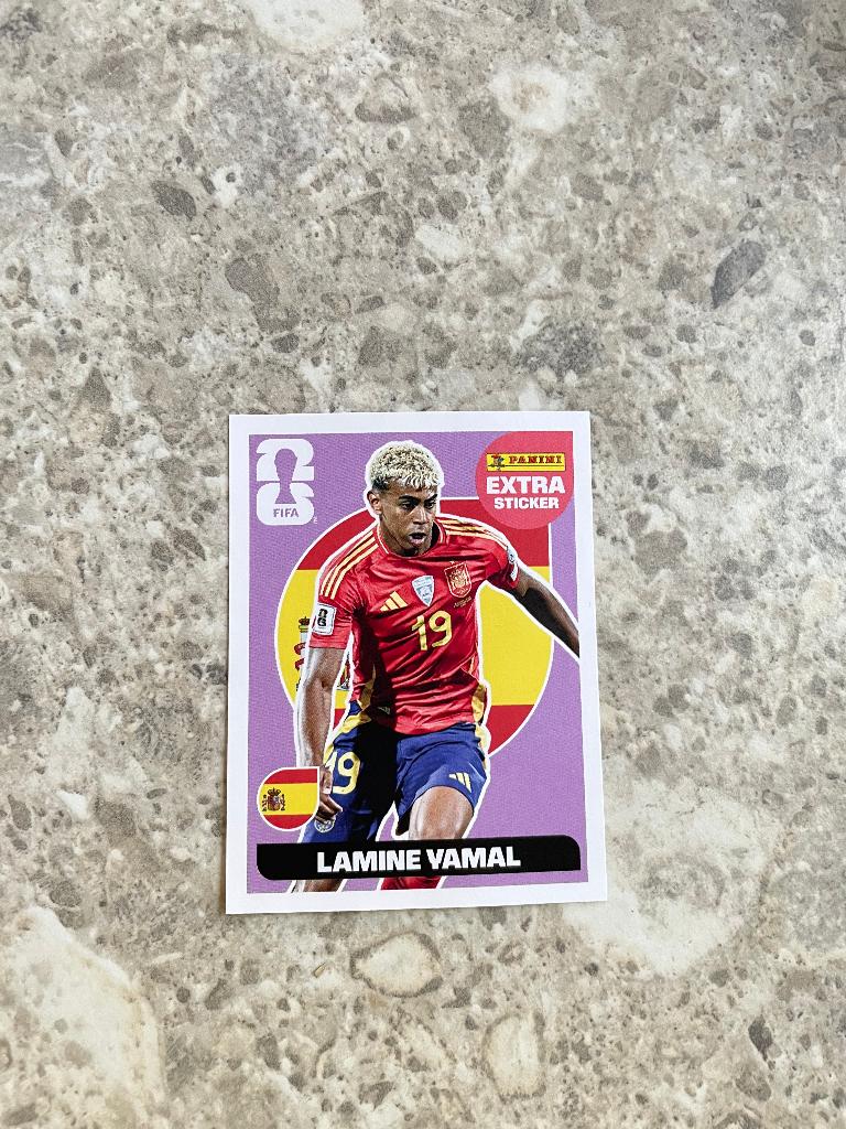 Panini Extra Sticker Lamine Yamal Paars, Ophalen of Verzenden, Nieuw, Poster, Plaatje of Sticker