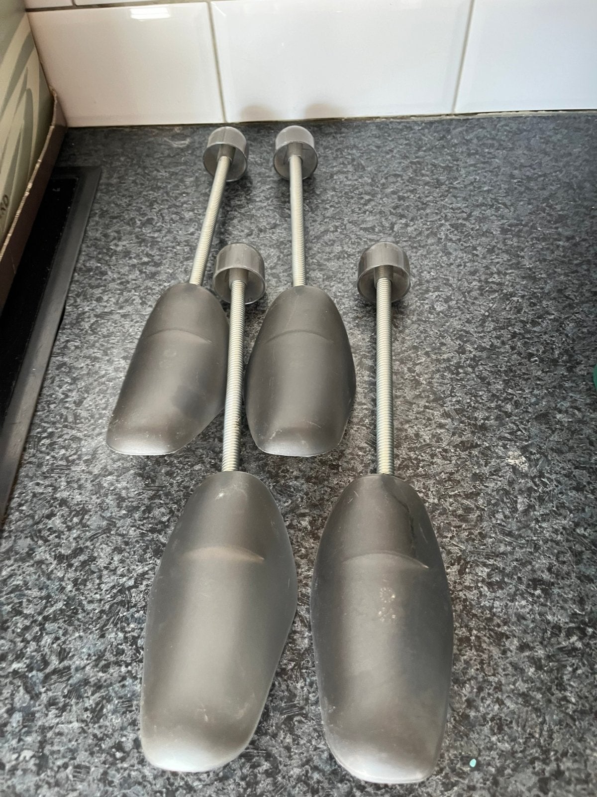 Vormhouder herenschoenen, Ophalen