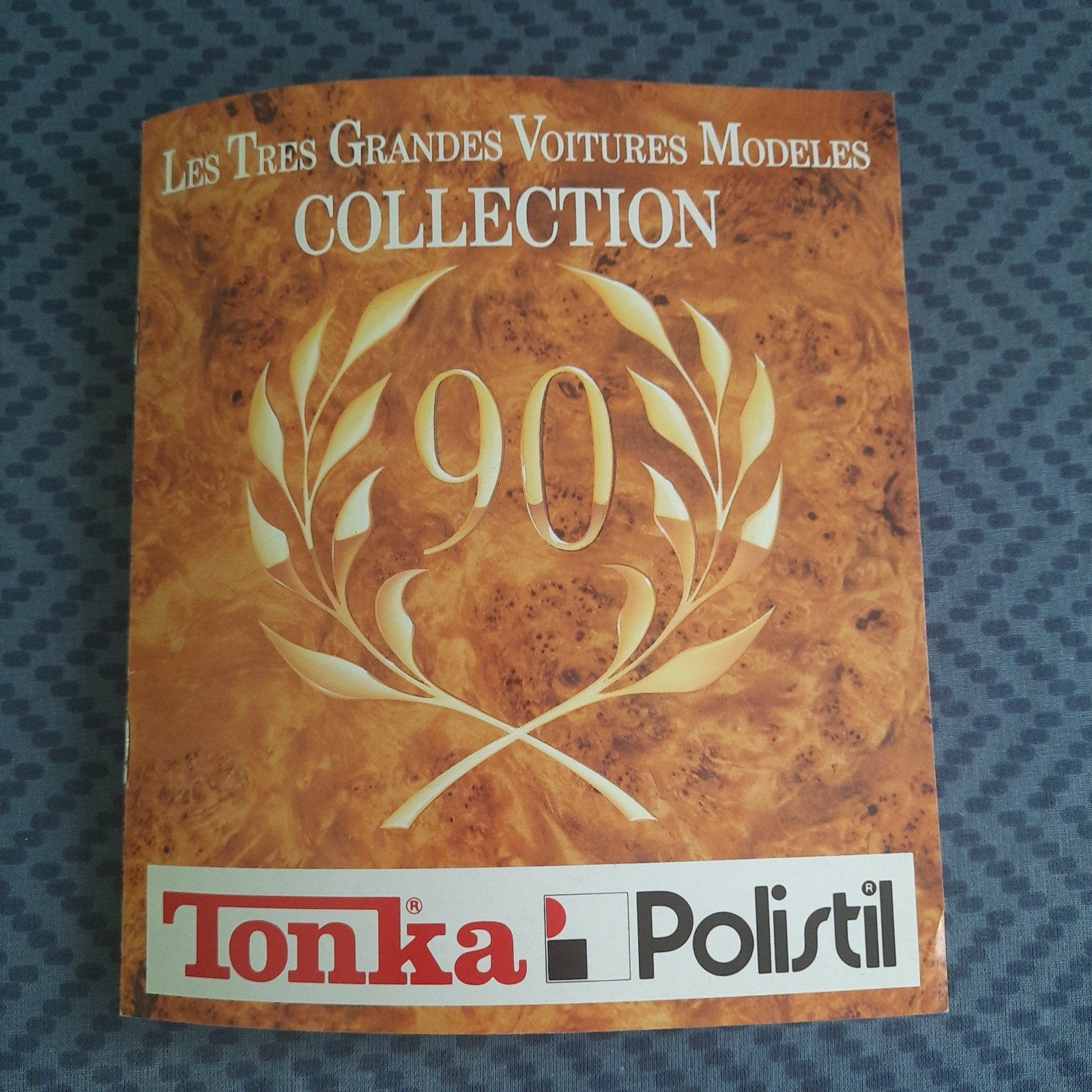 TONKA-POLISTIL 1:25 * 90 YEARS CATALOGUS * VINTAGE * TOP !, Boeken, Catalogussen en Folders, Ophalen, Zo goed als nieuw, Catalogus